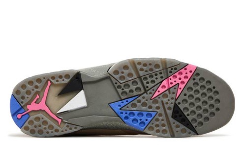 AIR JORDAN 7 RETRO SE