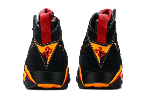 AIR JORDAN 7 RETRO