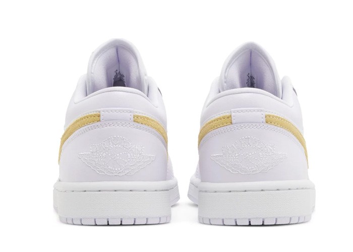 Air Jordan 1 Low