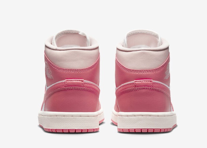 Air Jordan 1 Mid